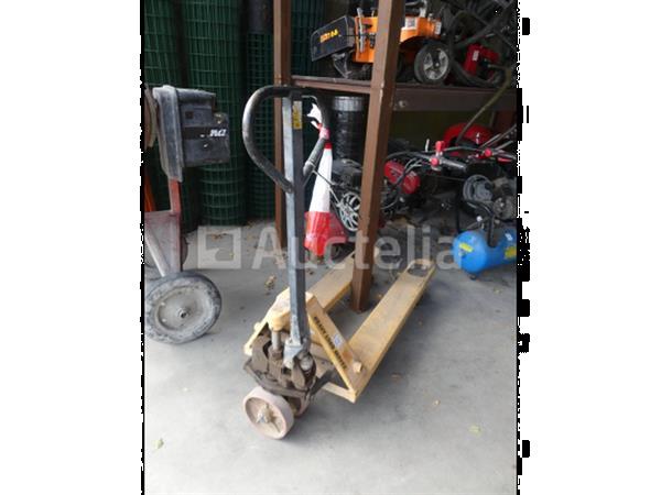 Grote foto cbg hand pallet vrachtwagen doe het zelf en verbouw hefwerktuigen