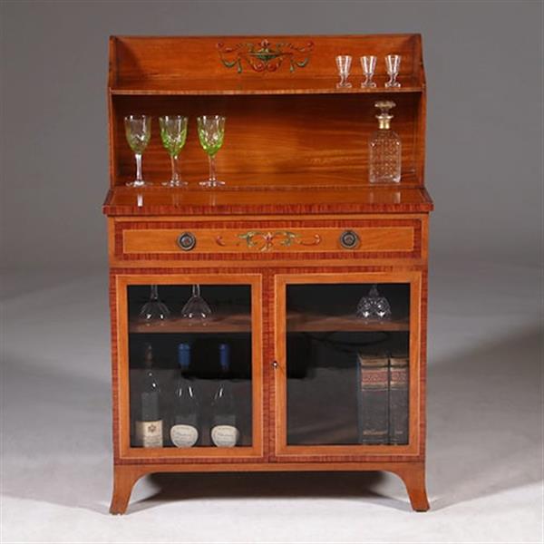 Grote foto beschilderd satijnhouten drankenkastje met verstelbare plank en opzetstuk no.330320 antiek en kunst stoelen en banken