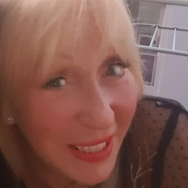 Grote foto ik wil graag latten contacten en berichten vrouw zoekt man