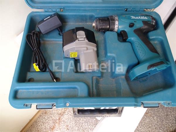Grote foto makita 6281d accuschroefboormachine in zijn koffer doe het zelf en verbouw gereedschappen en machines