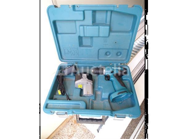 Grote foto makita 6281d accuschroefboormachine in zijn koffer doe het zelf en verbouw gereedschappen en machines
