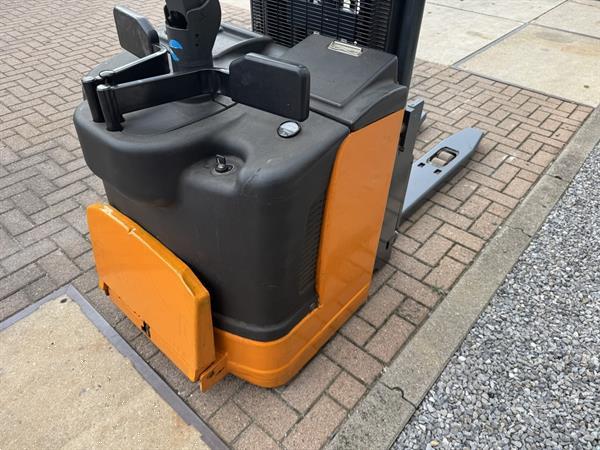 Grote foto vs 22375 elektrische triplex stapelaar still egvs14lb 4940mm initiele lift doe het zelf en verbouw hefwerktuigen