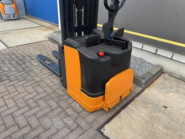 Grote foto vs 22375 elektrische triplex stapelaar still egvs14lb 4940mm initiele lift doe het zelf en verbouw hefwerktuigen
