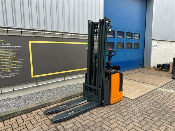 Grote foto vs 22376 elektrische triplex stapelaar still egvs14lb 4940mm initiele lift doe het zelf en verbouw hefwerktuigen