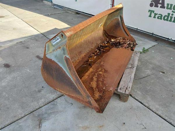 Grote foto voorladerbak doe het zelf en verbouw aanbouwdelen