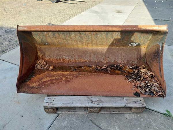 Grote foto voorladerbak doe het zelf en verbouw aanbouwdelen