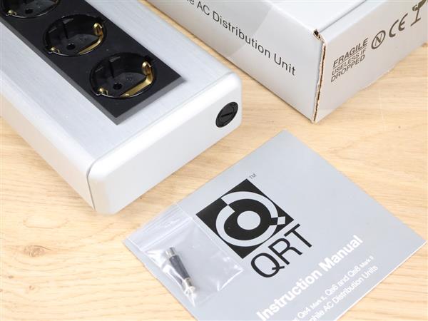 Grote foto qrt quantum qbase qb8 mkii highend audio power distributor by nordost audio tv en foto onderdelen en accessoires