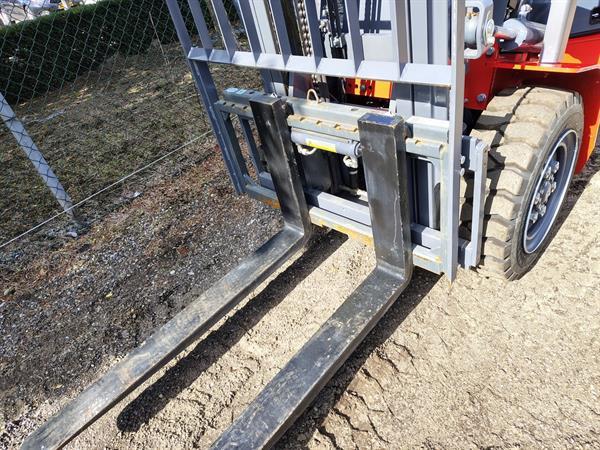 Grote foto heftruck 4 ton diesel demo nieuw agrarisch heftrucks