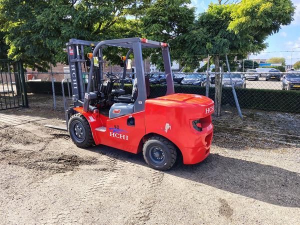 Grote foto heftruck 4 ton diesel demo nieuw agrarisch heftrucks