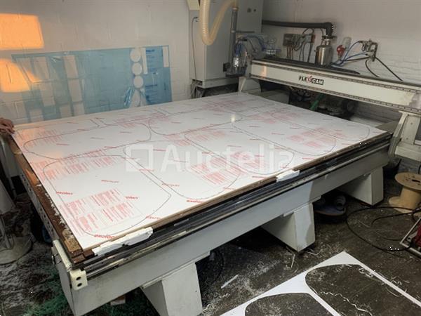 Grote foto fraiseuse cnc flexcam pro 2030 table 3000x2000 avec aspiration doe het zelf en verbouw ijzerwaren en bevestigingsmiddelen