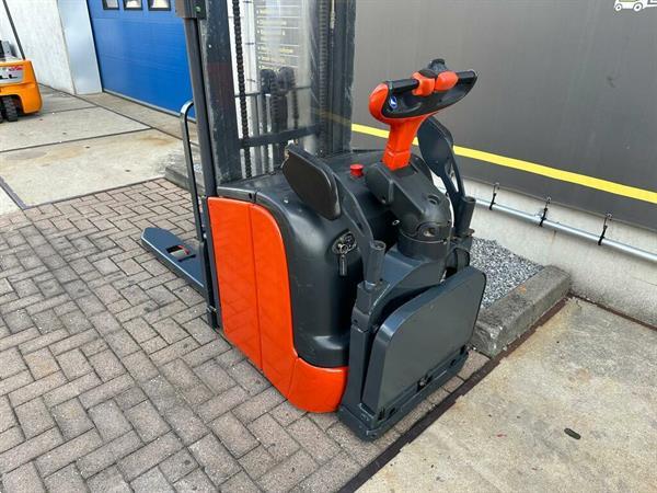 Grote foto vs 22410 elektrische triplex stapelaar linde l14 4266mm initi le lift doe het zelf en verbouw hefwerktuigen