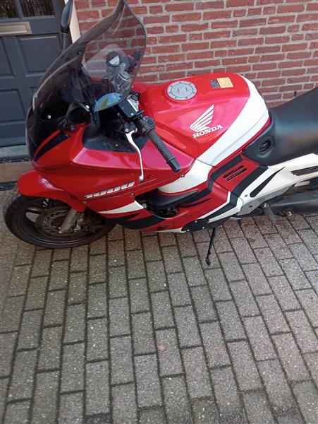 Grote foto honda cbr 1000f motoren honda
