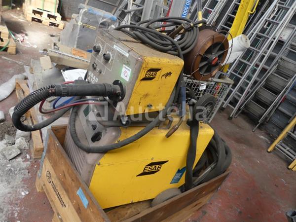 Grote foto esab trolley lasser doe het zelf en verbouw ijzerwaren en bevestigingsmiddelen