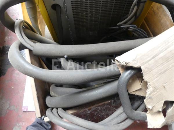 Grote foto esab trolley lasser doe het zelf en verbouw ijzerwaren en bevestigingsmiddelen