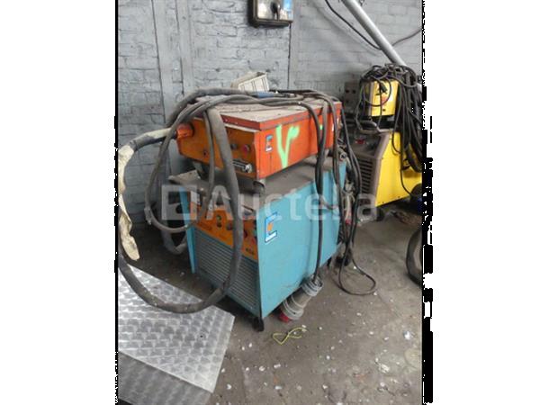 Grote foto cloos glc456 trolley lasser doe het zelf en verbouw ijzerwaren en bevestigingsmiddelen