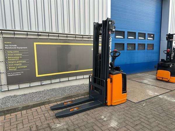 Grote foto vs 22395 elektrische triplex stapelaar still egvs14 4.940mm doe het zelf en verbouw hefwerktuigen