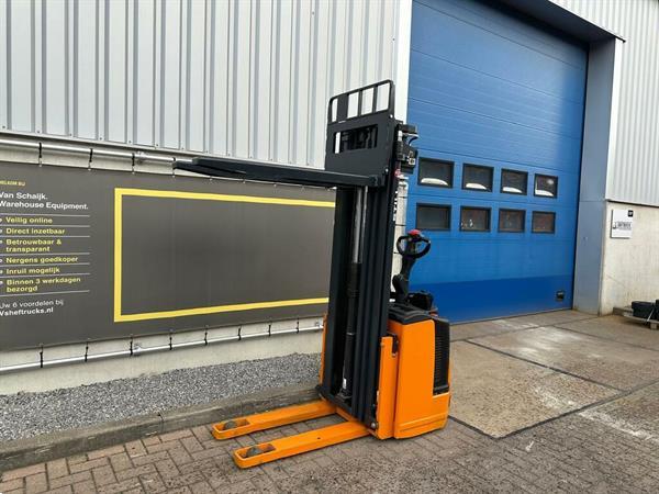 Grote foto vs 22396 elektrische triplex stapelaar still egvs14 4.940mm doe het zelf en verbouw hefwerktuigen