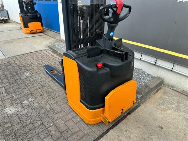 Grote foto vs 22396 elektrische triplex stapelaar still egvs14 4.940mm doe het zelf en verbouw hefwerktuigen