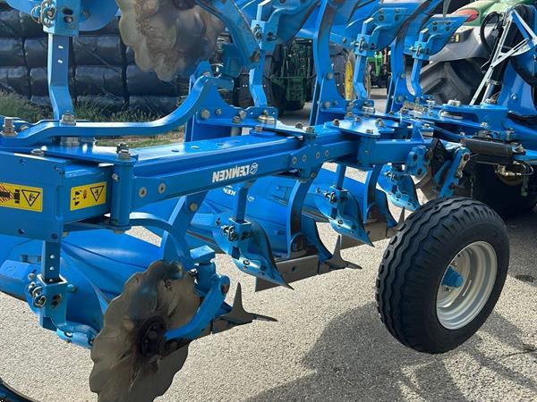 Grote foto lemken agrarisch ploegen