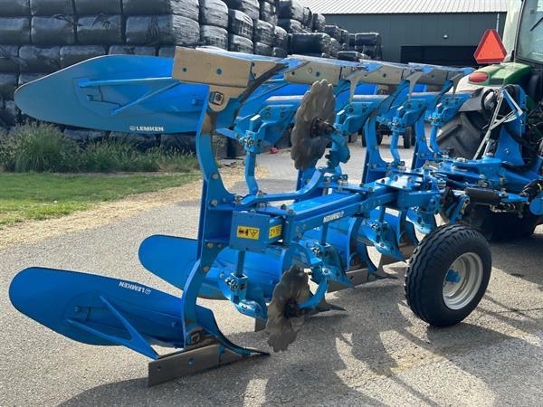 Grote foto lemken agrarisch ploegen