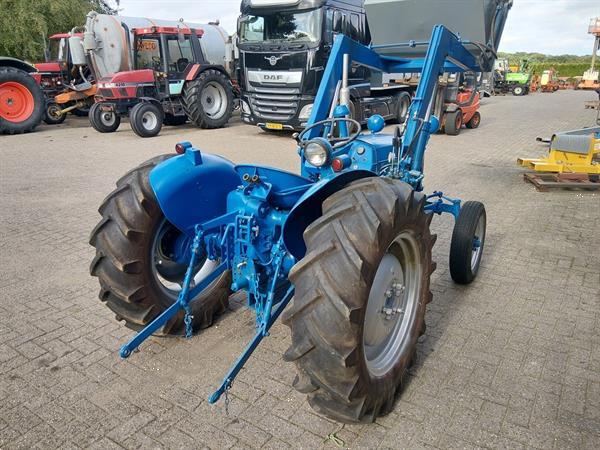 Grote foto leyland 154 met voorlader agrarisch tractoren