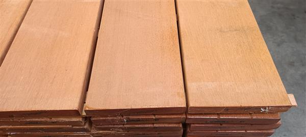 Grote foto 28x190mm bankirai 425cm doe het zelf en verbouw hout en planken