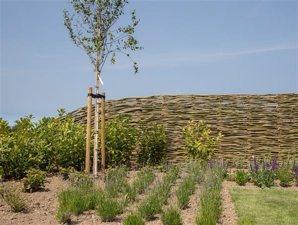 Grote foto wilgentenen schutting tuin en terras hekken en schuttingen