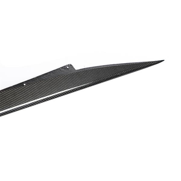 Grote foto dit betreft een corvette c8 carbon side skirt extensions addons auto onderdelen tuning en styling
