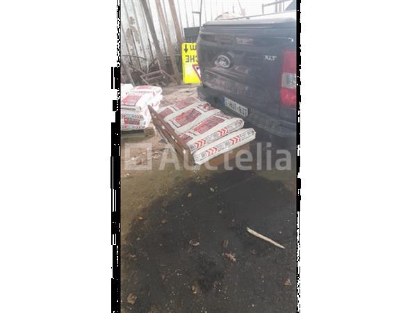 Grote foto gereedschapshouder voor 4 x 4 type spelhouder agrarisch algemeen