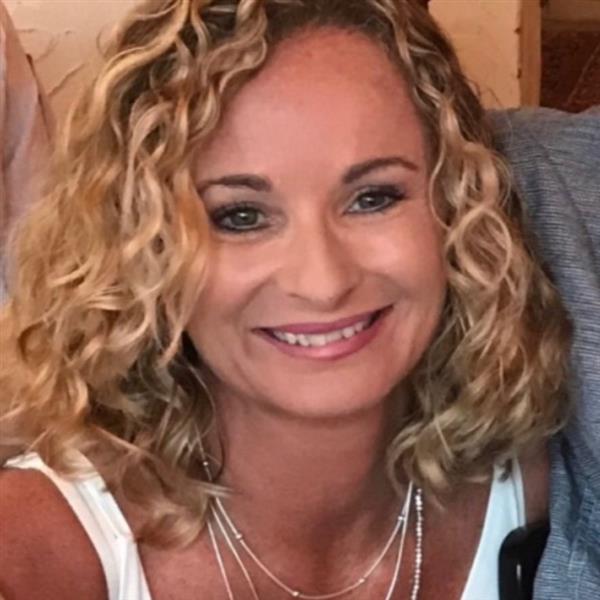 Grote foto man gezocht die echt weet wat hij wil contacten en berichten vrouw zoekt man