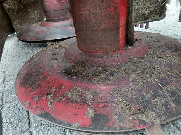 Grote foto pz cm 212 grasmaaier met kneuzer agrarisch maaiers