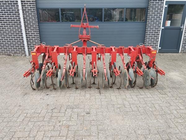Grote foto gruse schoffelmachine 6 rijen agrarisch onkruidbestrijding