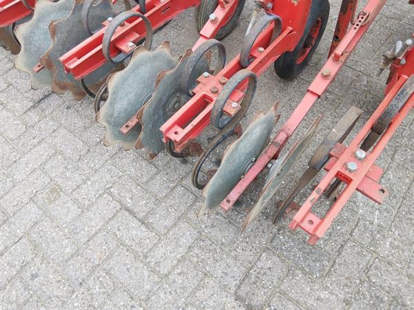 Grote foto gruse schoffelmachine 6 rijen agrarisch onkruidbestrijding