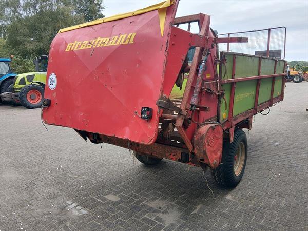 Grote foto strautmann be5 mestverspreider 5 ton agrarisch strooiers