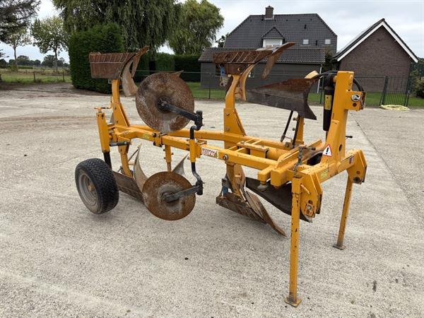 Grote foto panter diepploeg agrarisch ploegen