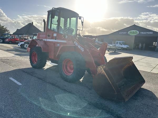 Grote foto fiat hitachi fh w110 agrarisch shovels