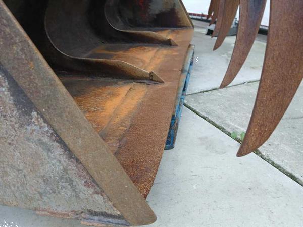 Grote foto holaras klembak agrarisch uithalers en verdelers