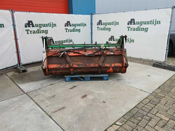 Grote foto holaras klembak agrarisch uithalers en verdelers