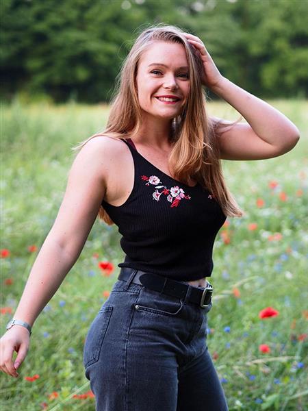 Grote foto samen genieten van het leven contacten en berichten vrouw zoekt man
