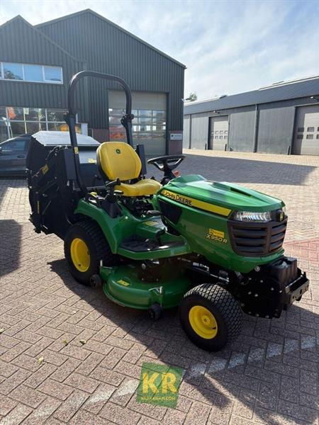 Grote foto john deere x950r 66018 tuin en terras zitmaaiers