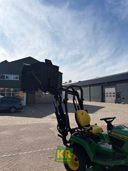 Grote foto john deere x950r 66018 tuin en terras zitmaaiers