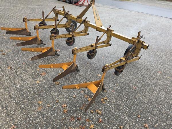 Grote foto niemeijer aanaarder agrarisch akkerbouw