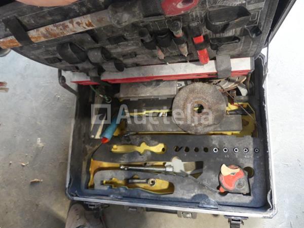 Grote foto 2 gereedschapskisten met gereedschap doe het zelf en verbouw gereedschappen en machines