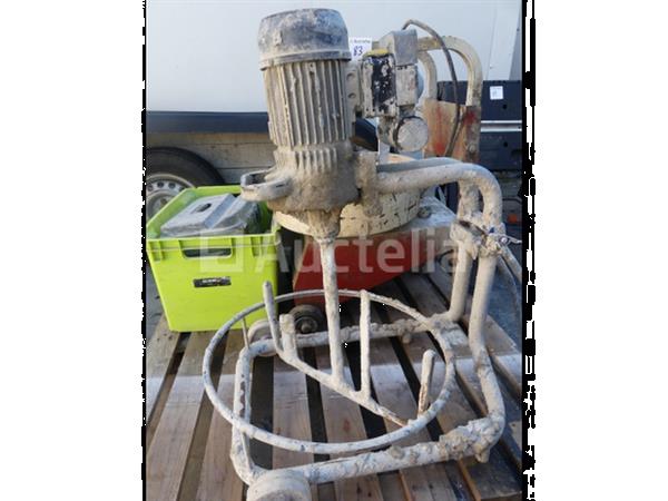 Grote foto 2 draagbare mixers doe het zelf en verbouw gereedschappen en machines