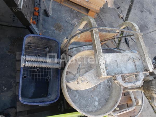 Grote foto 2 draagbare mixers doe het zelf en verbouw gereedschappen en machines