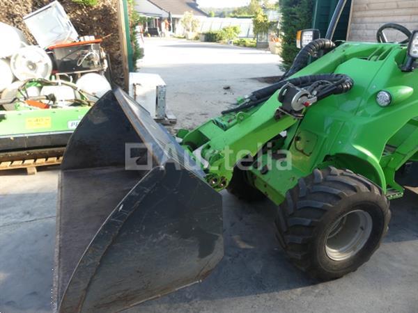 Grote foto voorlader 745 agrarisch shovels