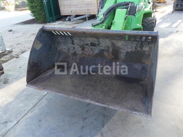 Grote foto voorlader 745 agrarisch shovels