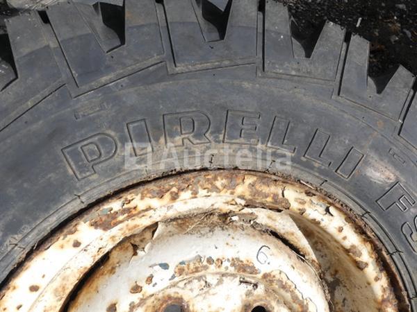 Grote foto 2 wielen voor pirelli fs40 bouwmachines agrarisch wielen