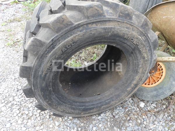 Grote foto 2 banden agrarisch wielen