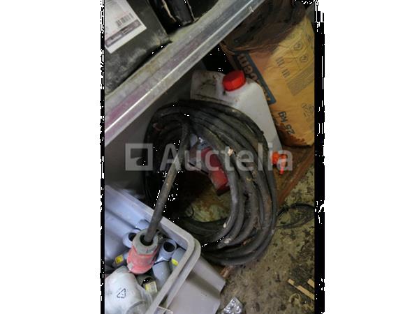 Grote foto schroeven en bouten voor diverse producten voor elektrische verlenging in drie fasen doe het zelf en verbouw onderdelen en accessoires